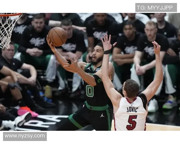 2020年NBA季后赛热火对凯尔特人精彩对决回顾与分析